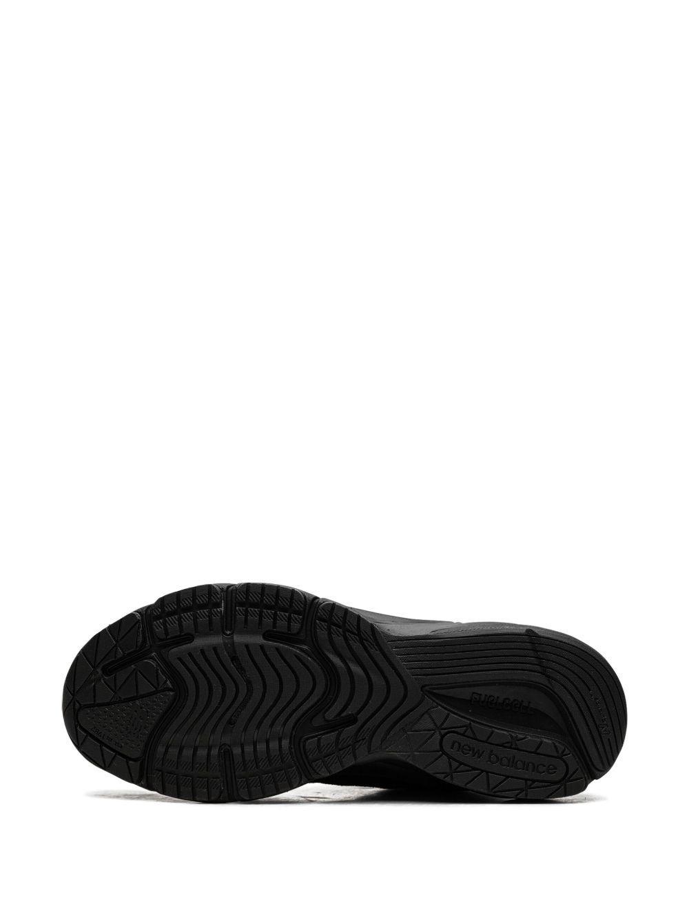990v6 mesh sneakers Product Image