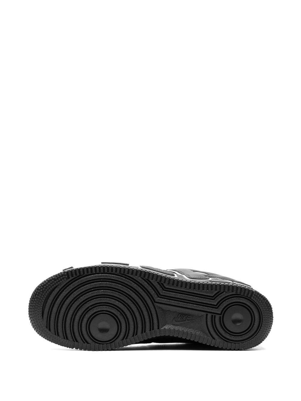 Dunk Low "Oil Green" sneakers Product Image