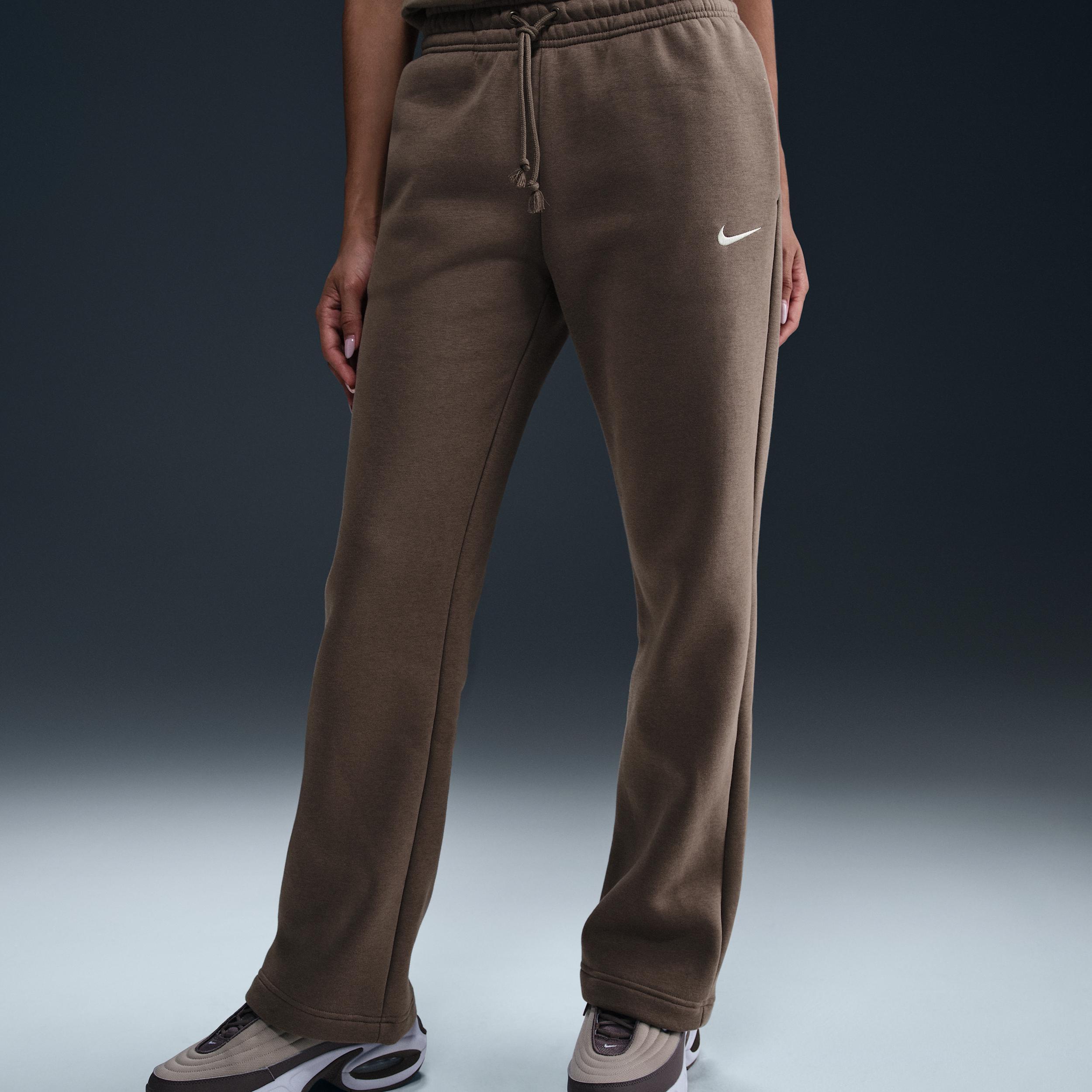 Women's Nike Sportswear Phoenix Fleece Mid-Rise Open-Hem Pants Product Image