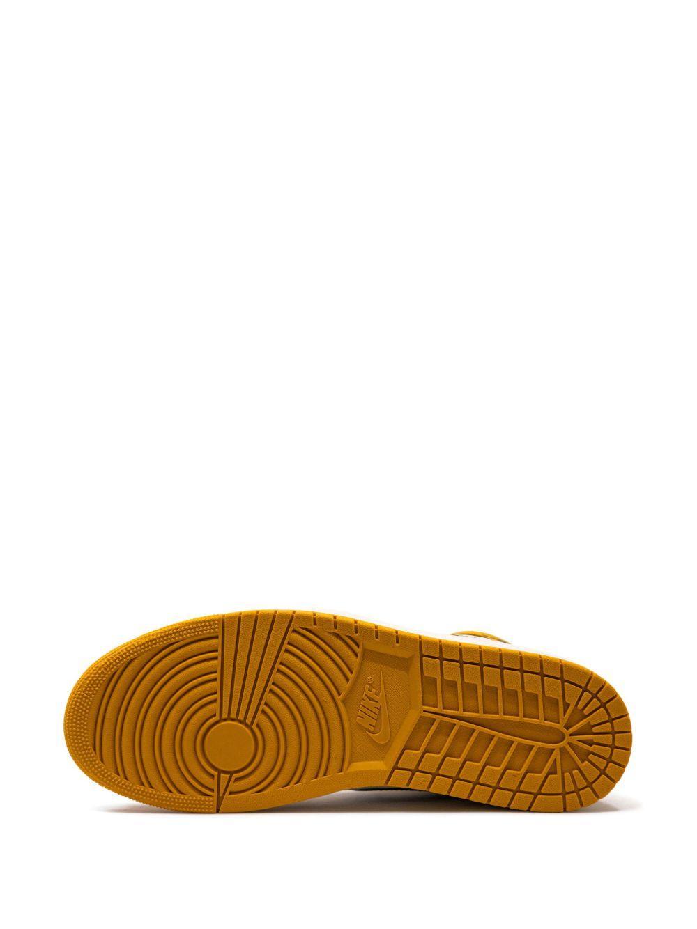 Air Jordan 1 Retro High OG "Yellow Ochre" sneakers Product Image