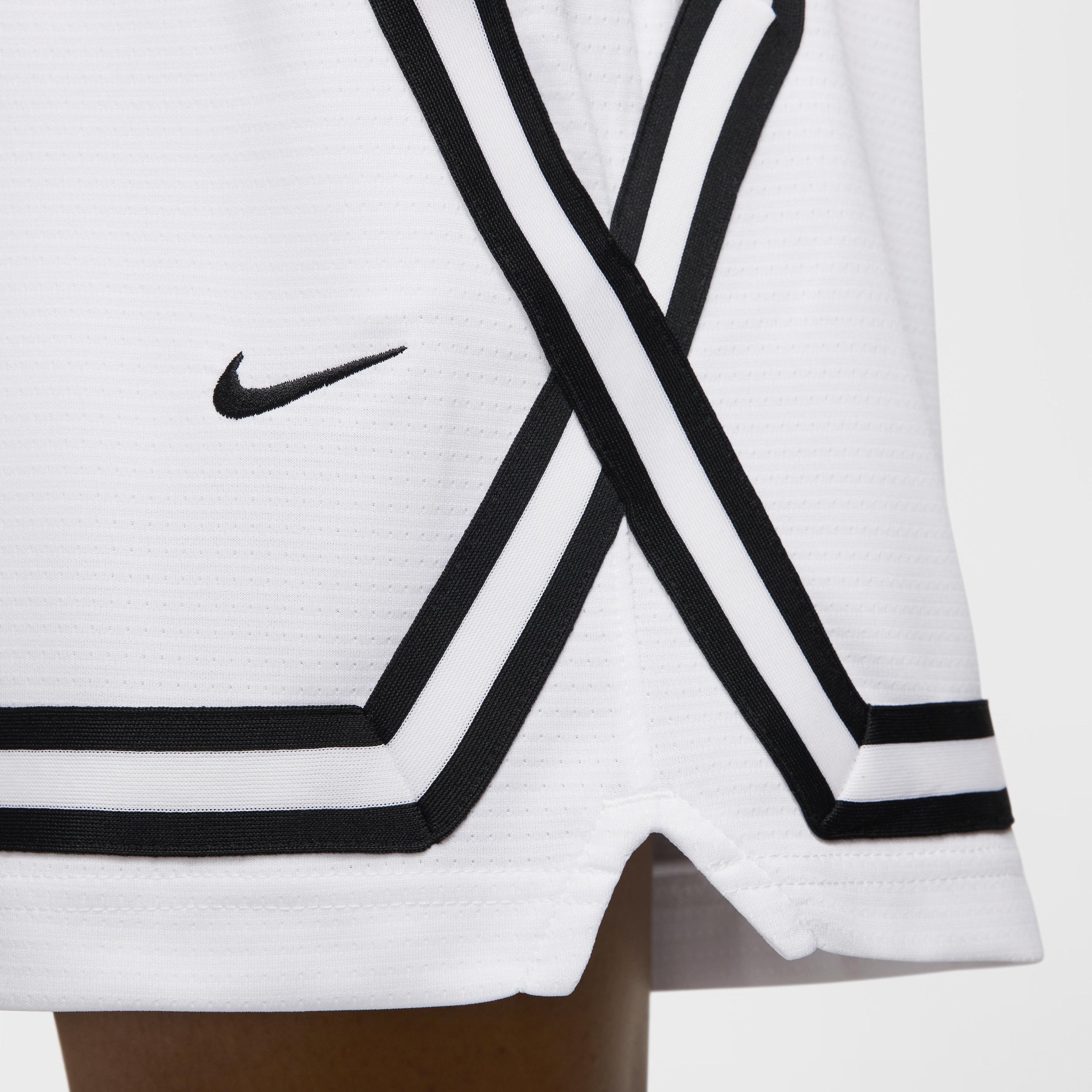 Nike Women's Crossover Dri-FIT 5" Basketball Shorts Product Image