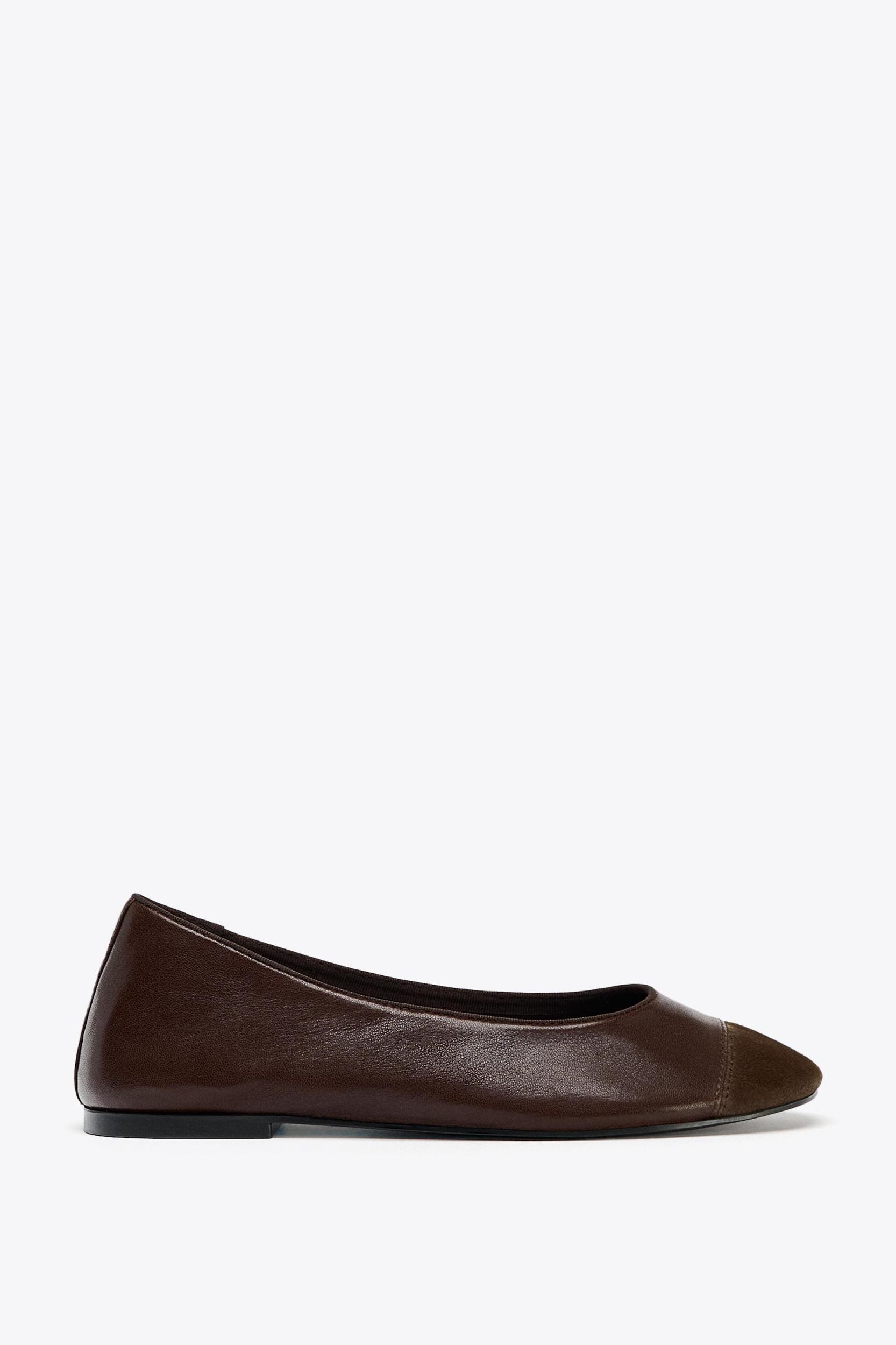 LEATHER BALLET FLATS Product Image