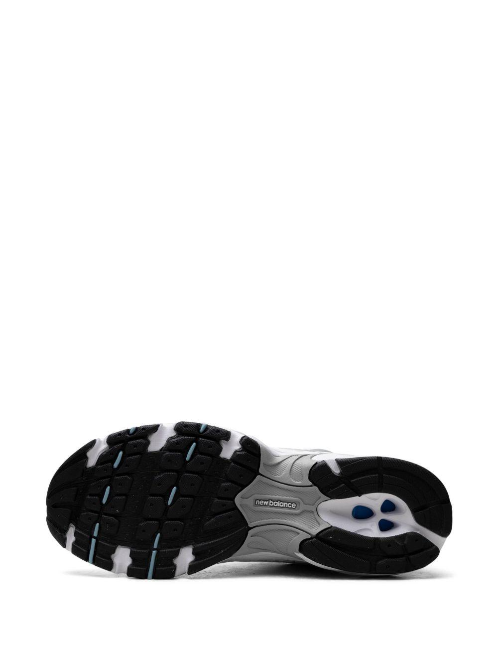 530 "White" sneakers Product Image