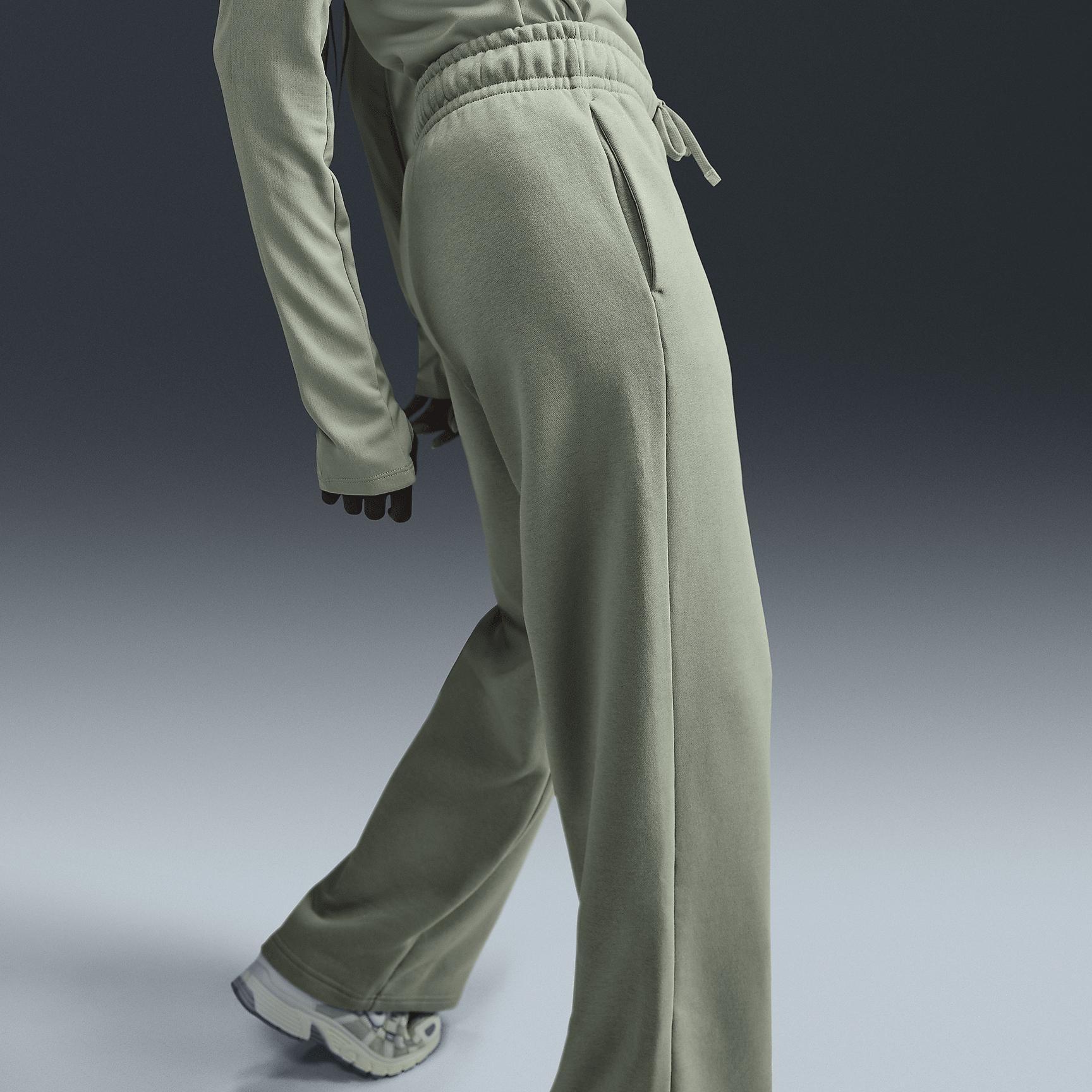 Nike Sportswear Club Fleece Women's Mid-Rise Wide-Leg Sweatpants Product Image