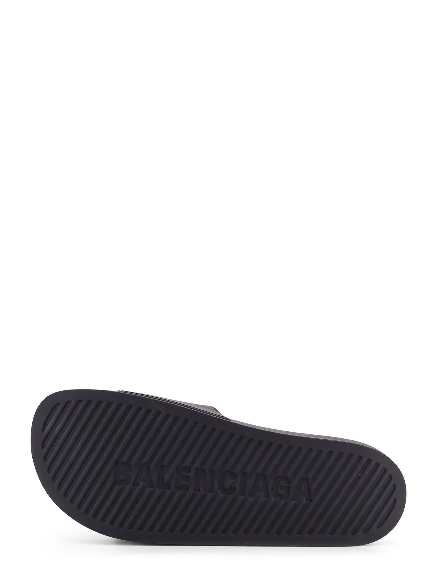 BALENCIAGA Black Sandals With Maxi Contrasting Logo In Tech Fabric Man In Multicolor Product Image