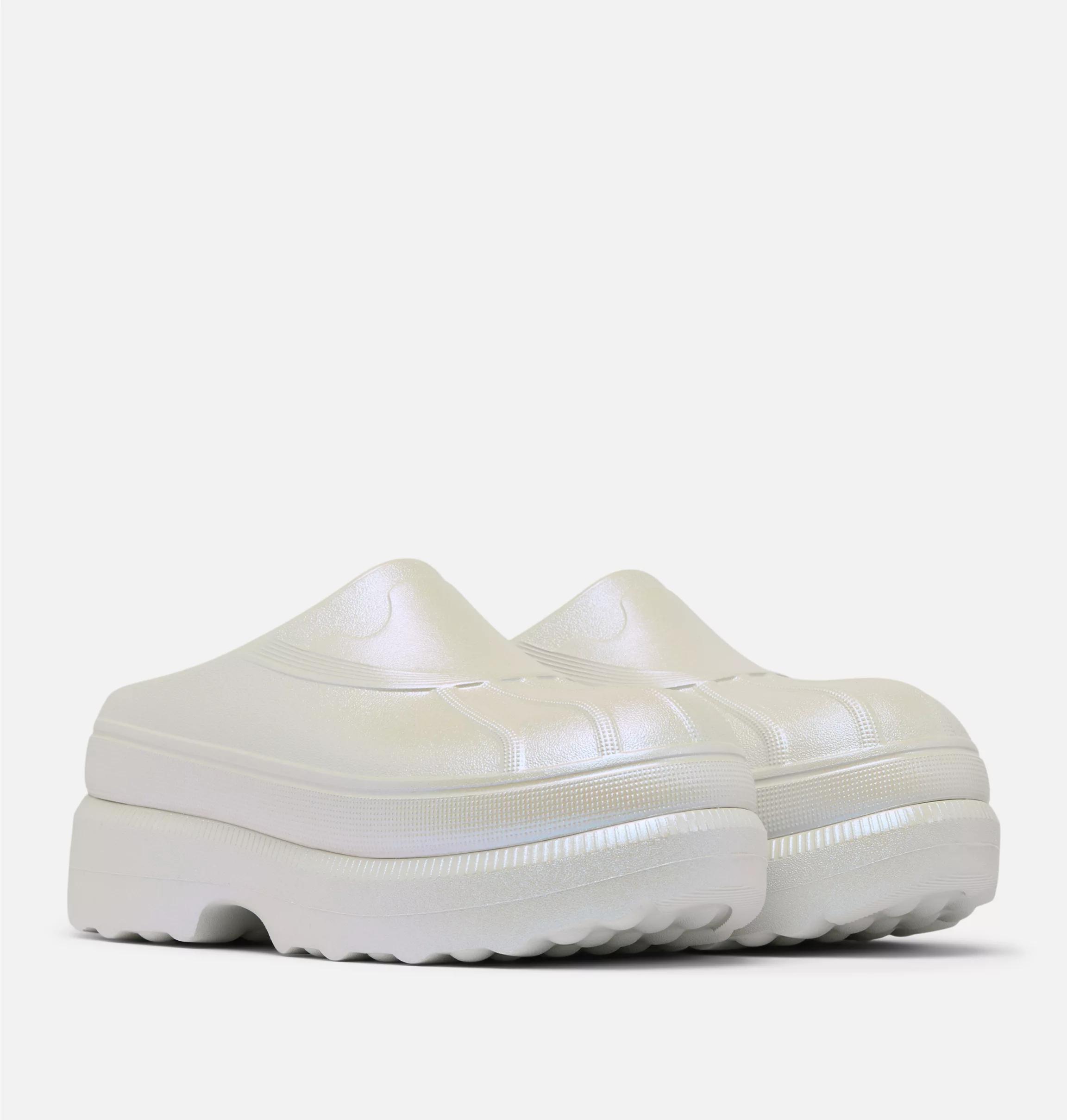 CARIBOU™ Women's Clog Product Image