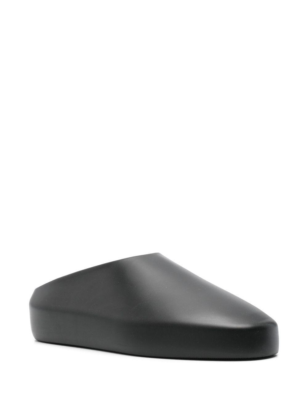 logo-patch slippers Product Image
