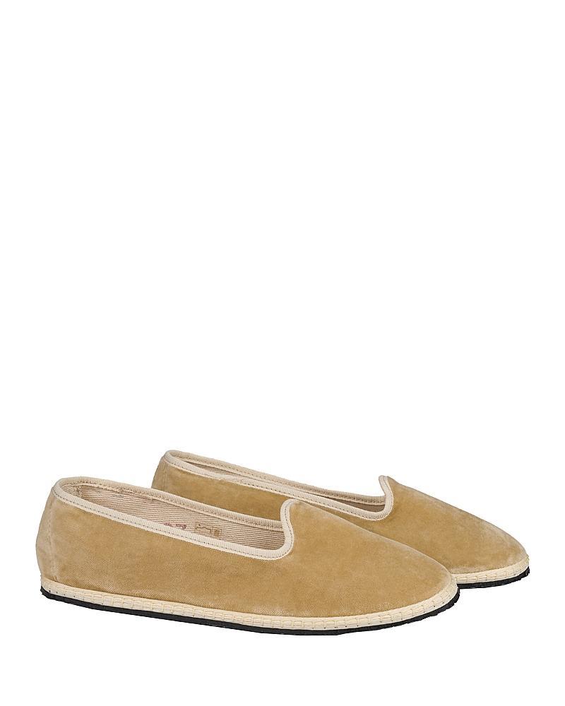 ViBi Venezia Womens Classic Velvet Flats Product Image