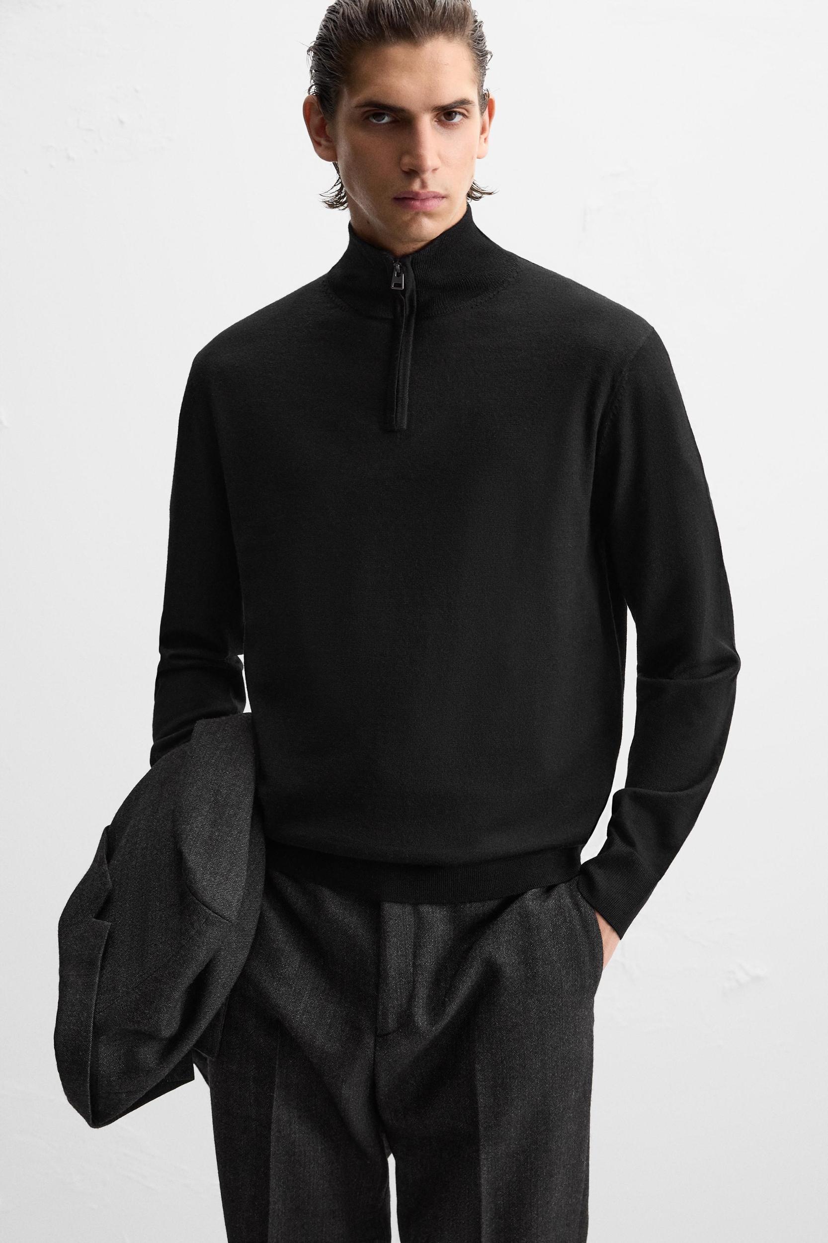 100% WOOL QUARTER ZIP SWEATER Product Image