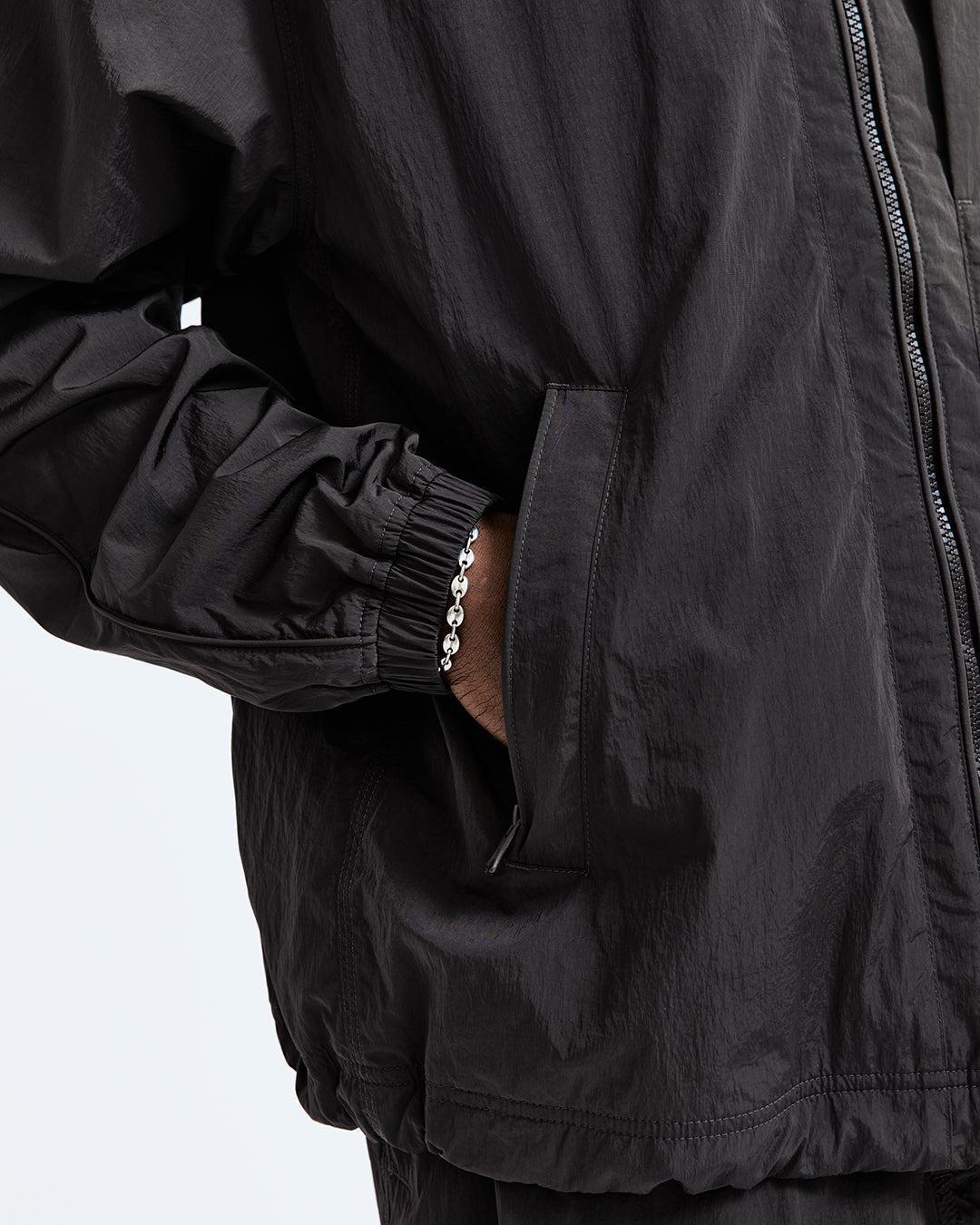 Crinkle Nylon Match Hooded Jacket Male Product Image