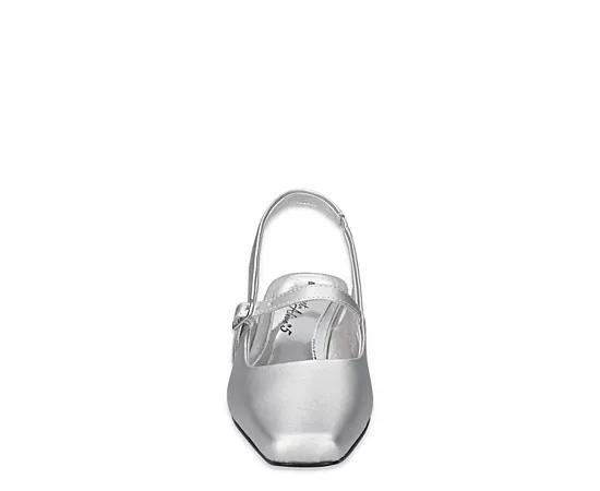Easy Street Women's Cameo Square Toe Slingback Pumps, Size: 7.5, Silver Satin Product Image