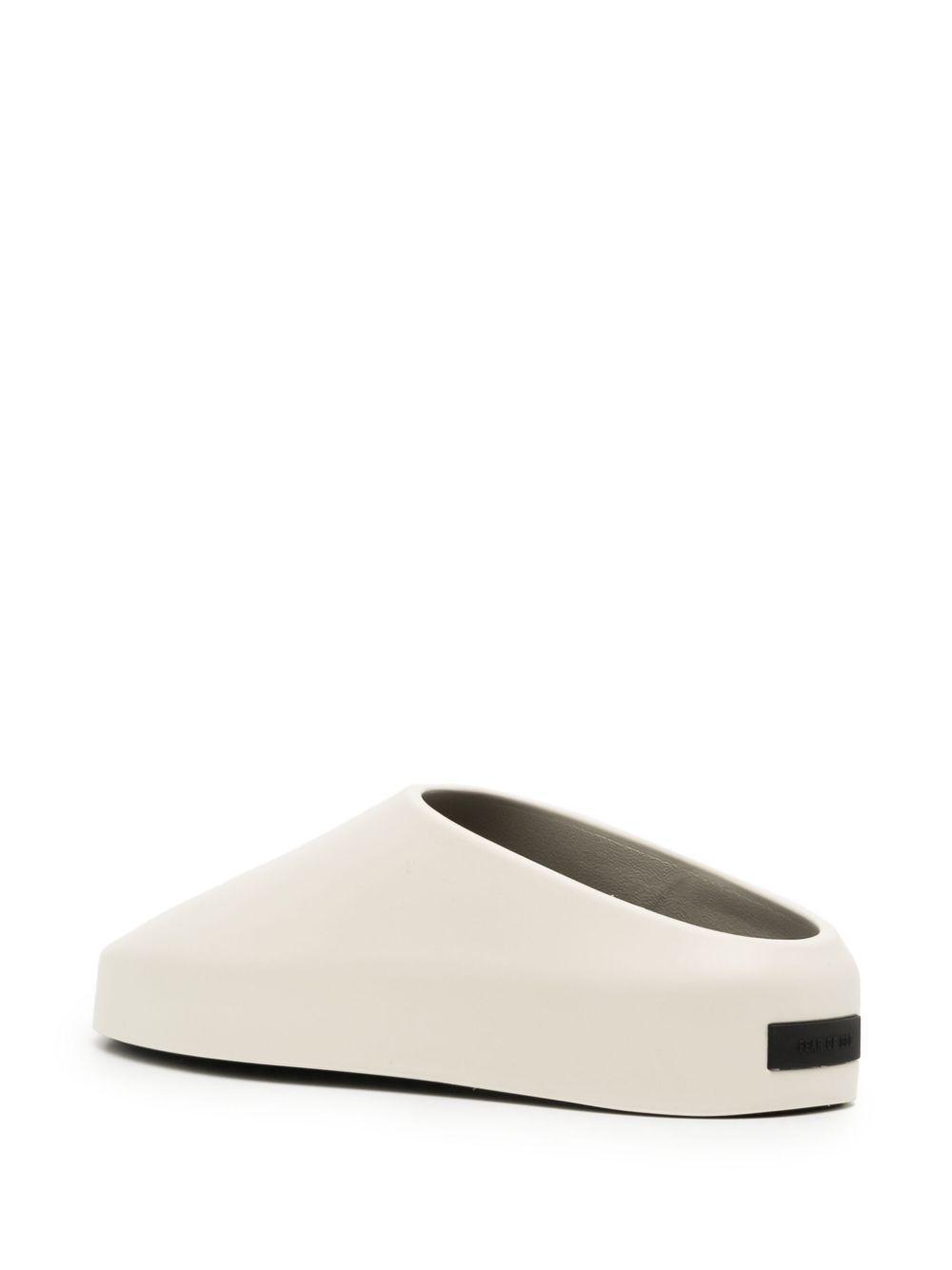 The California 2.0 slippers Product Image