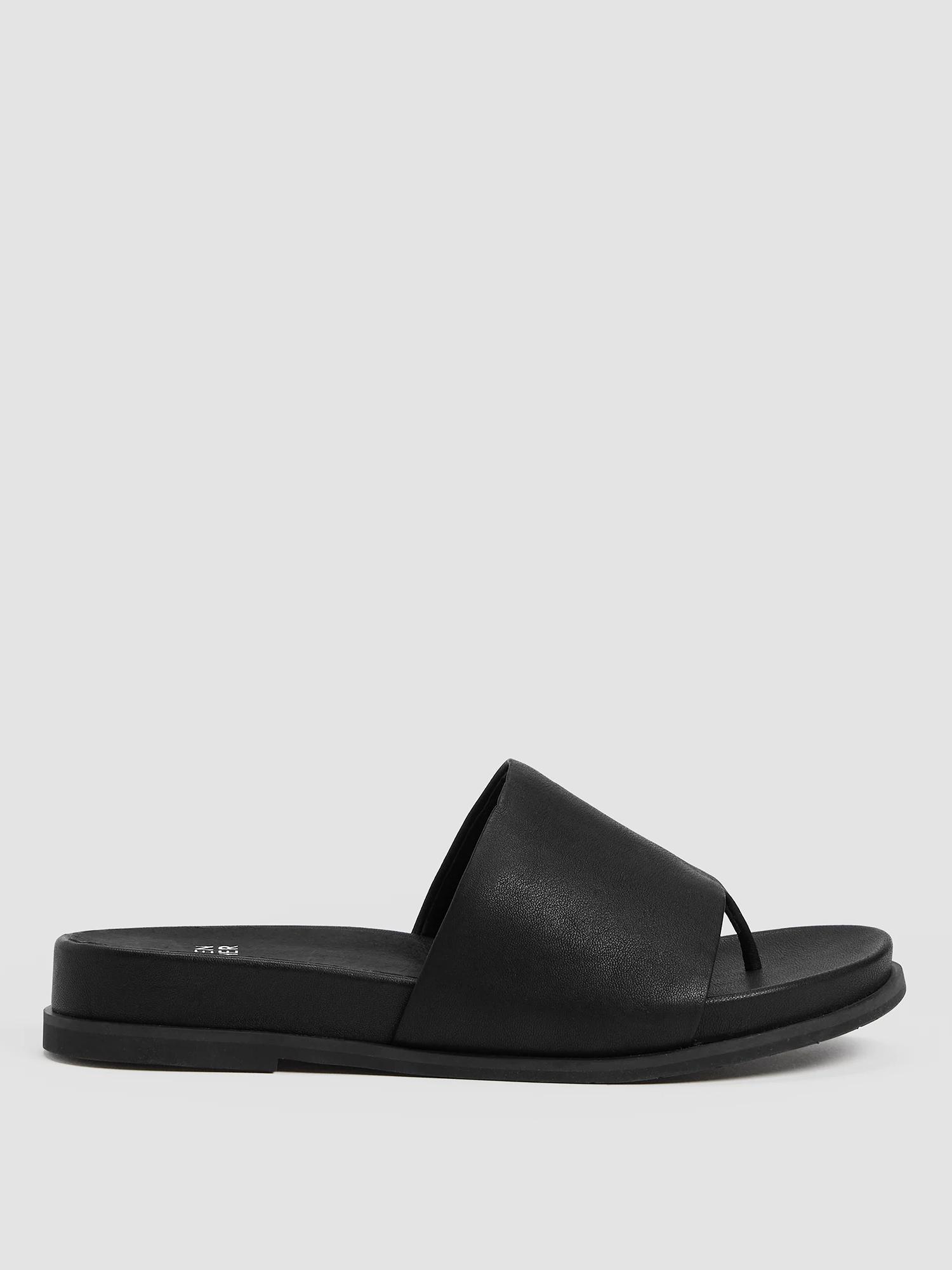 Duet Tumbled Leather Sandal Product Image