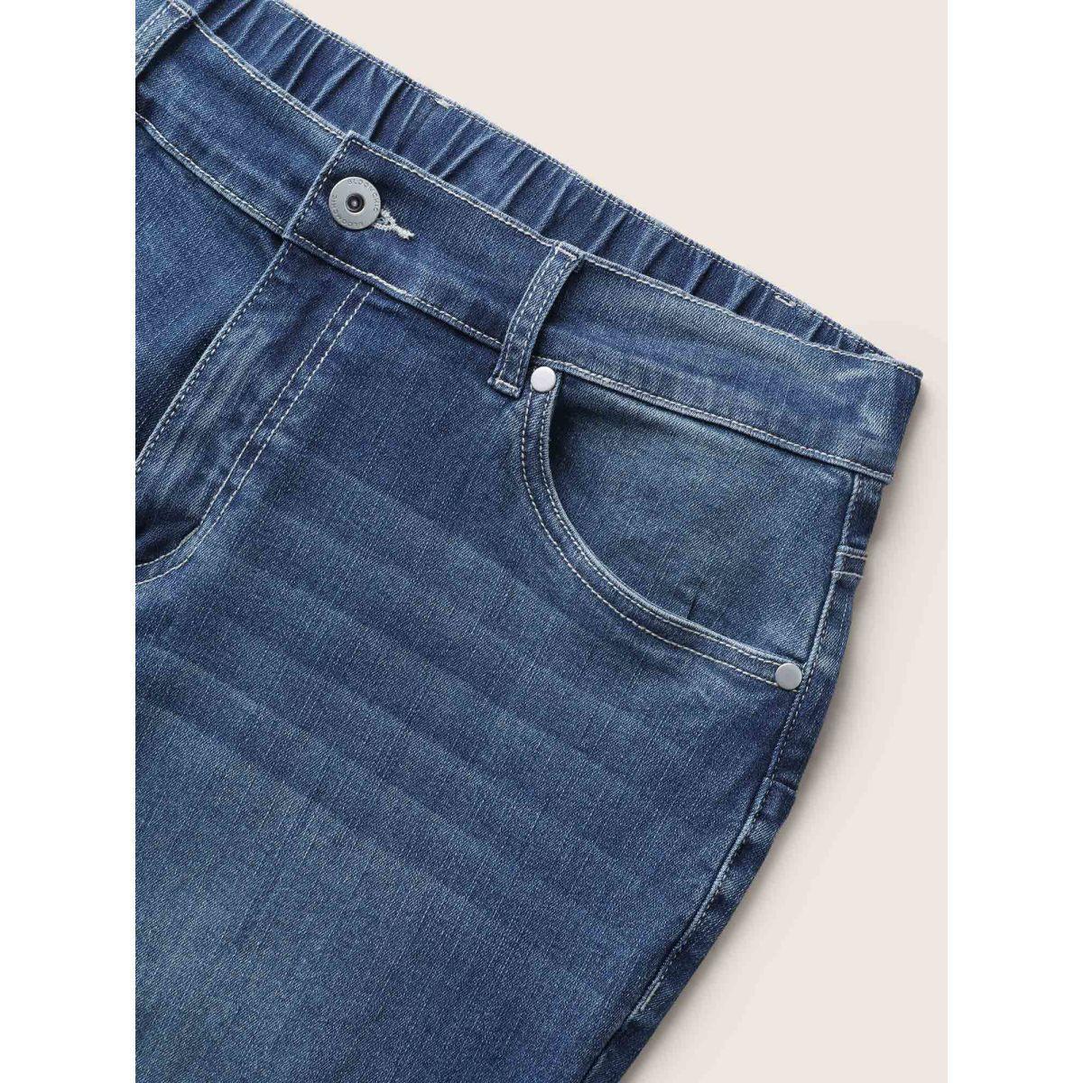 Plus Size High Stretch Slanted Pocket Slim Cropped Jeans Women Denimblue Casual Button High stretch Slanted pocket Jeans BloomChic 12/L Product Image
