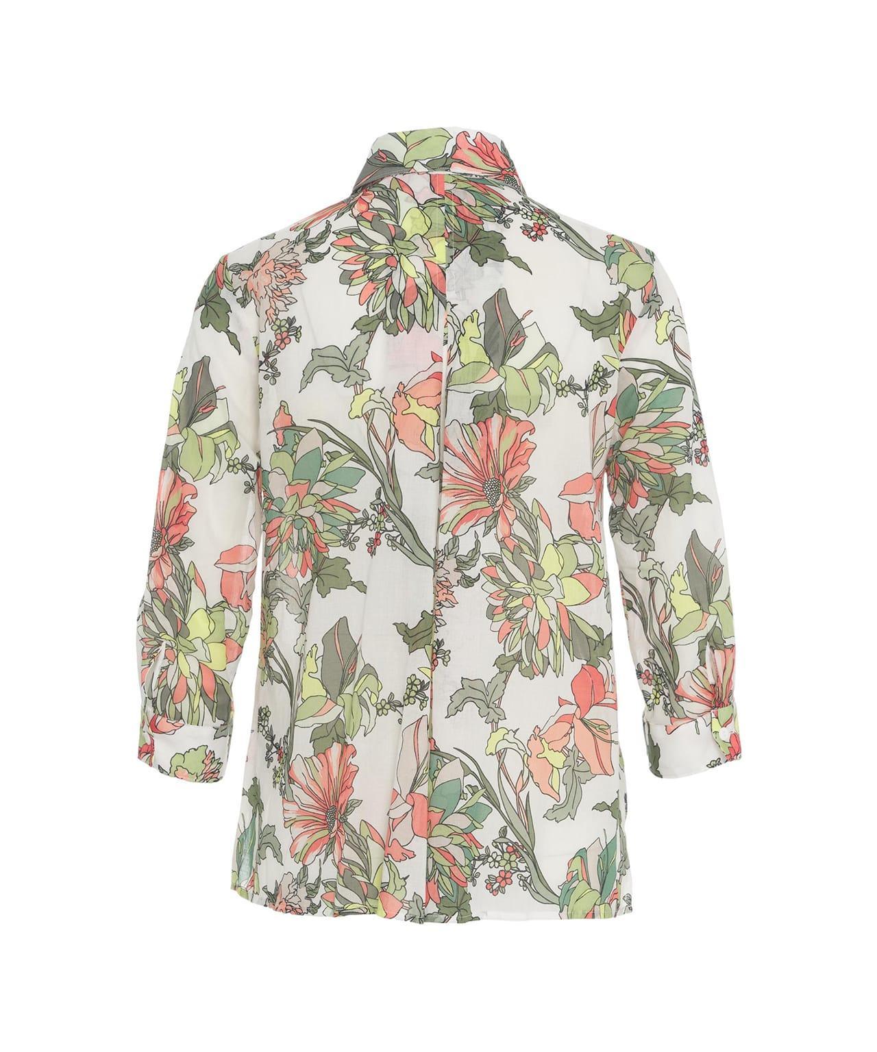 Blouse with floral pattern Product Image
