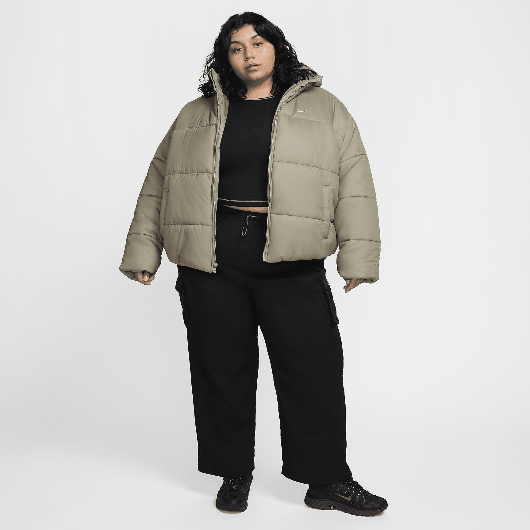 Nike Sportswear Classic Puffer Women's Therma-FIT Loose Hooded Jacket (Plus Size) Product Image