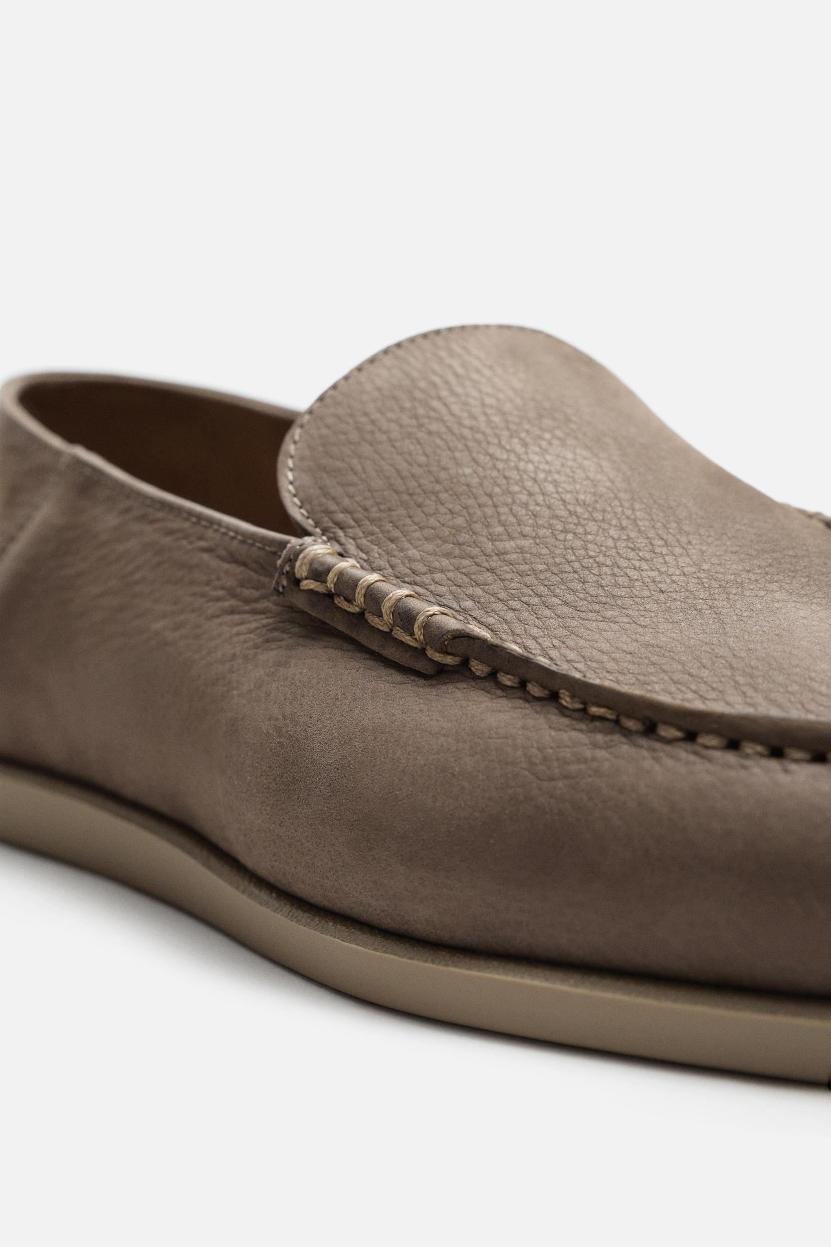 CASUAL LEATHER LOAFERS Product Image