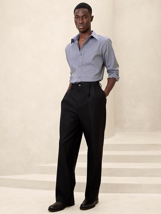 Standard-Fit Wrinkle-Resistant Dress Shirt Product Image