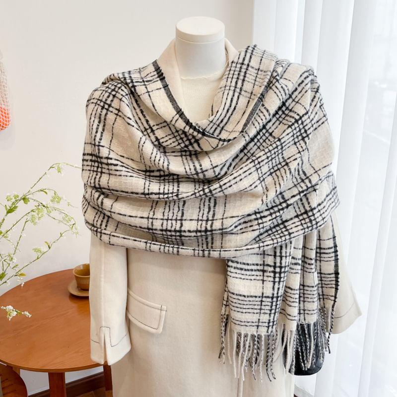 Plaid Applique Fringed Scarf Product Image