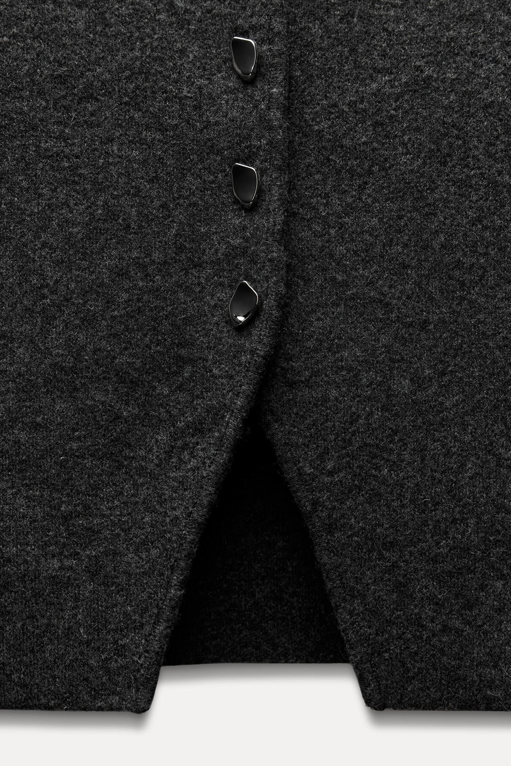 PLAIN CROPPED CARDIGAN Product Image