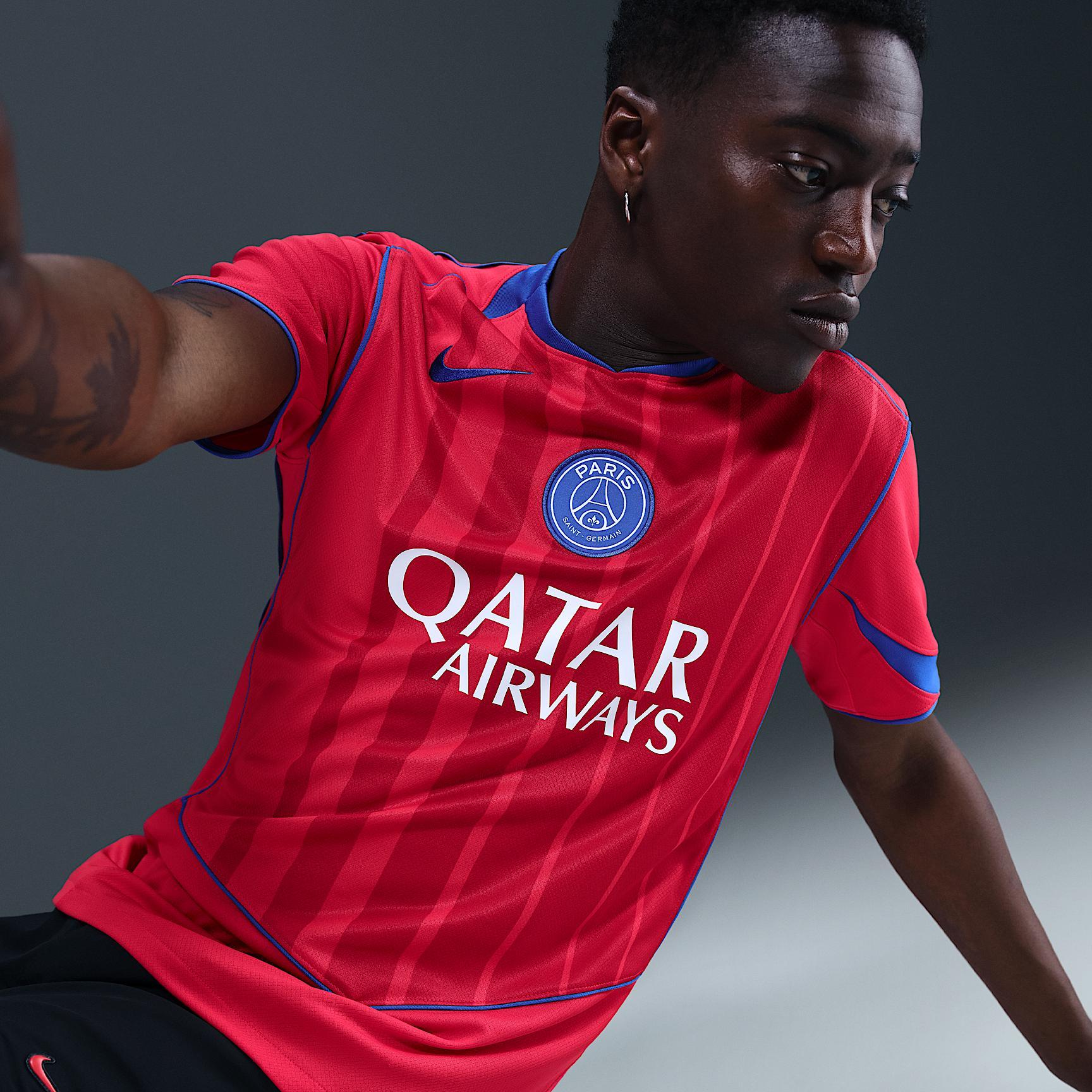 Paris Saint-Germain 2025/26 Stadium Third Men's Nike Dri-FIT Total 90 Soccer Replica Jersey Product Image