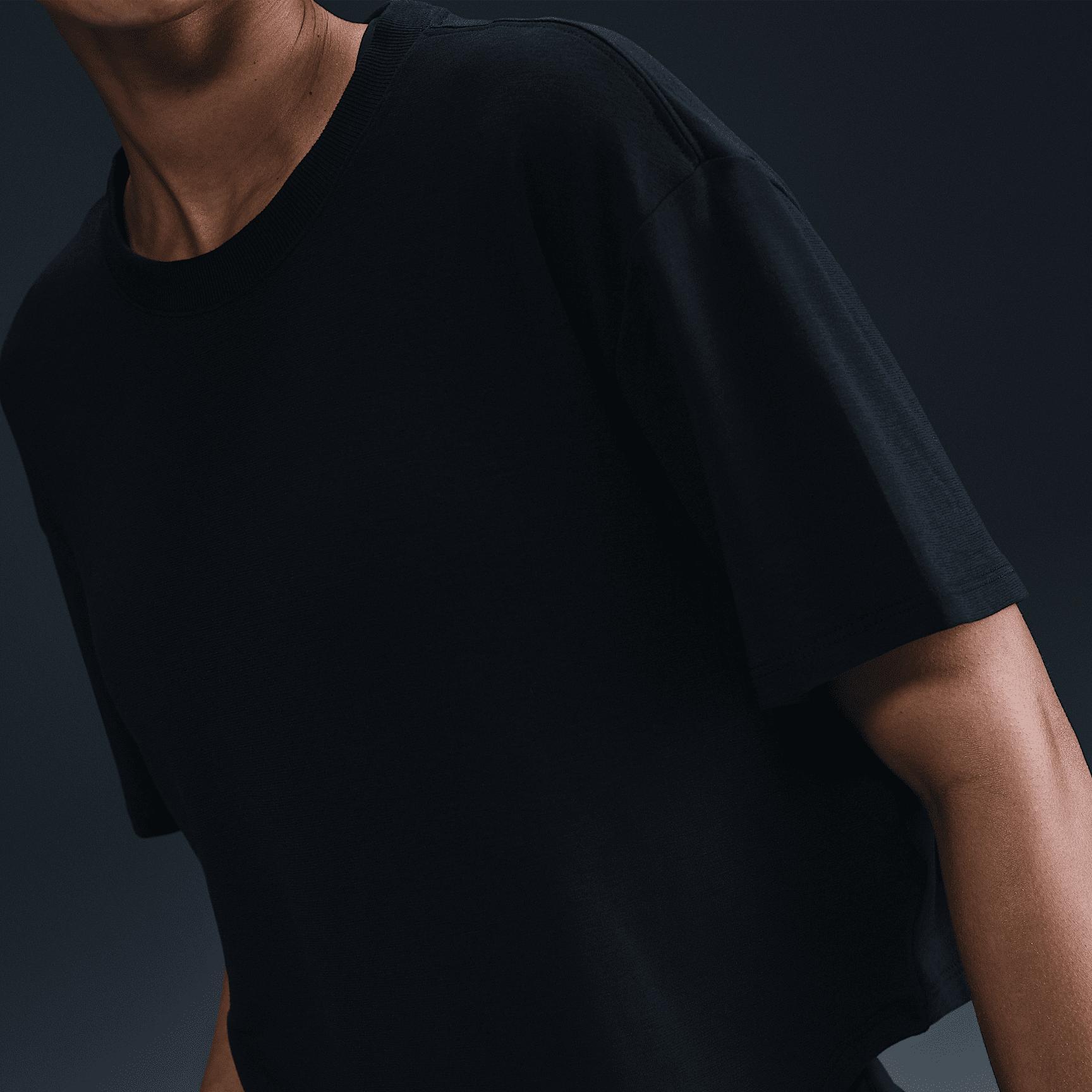 Nike Women's One Relaxed Dri-FIT Cropped Short-Sleeve Top Product Image