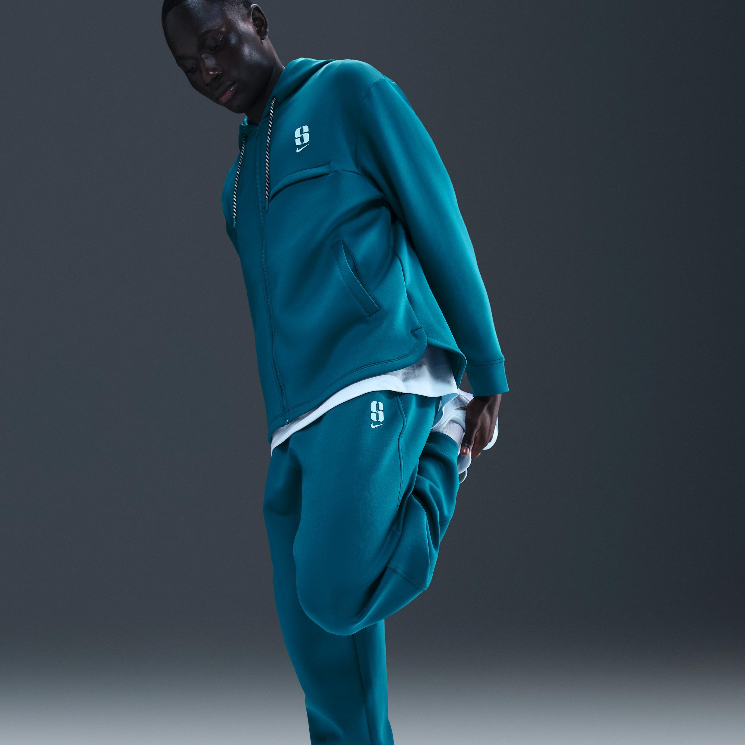 Nike Women's Sabrina Dri-FIT Loose Basketball Pants Product Image