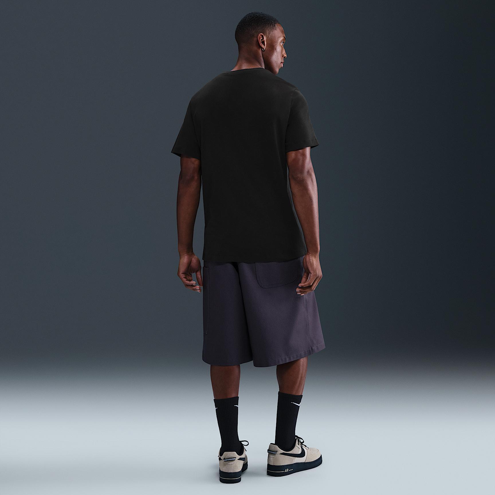 Nike Sportswear Men's T-Shirt Product Image