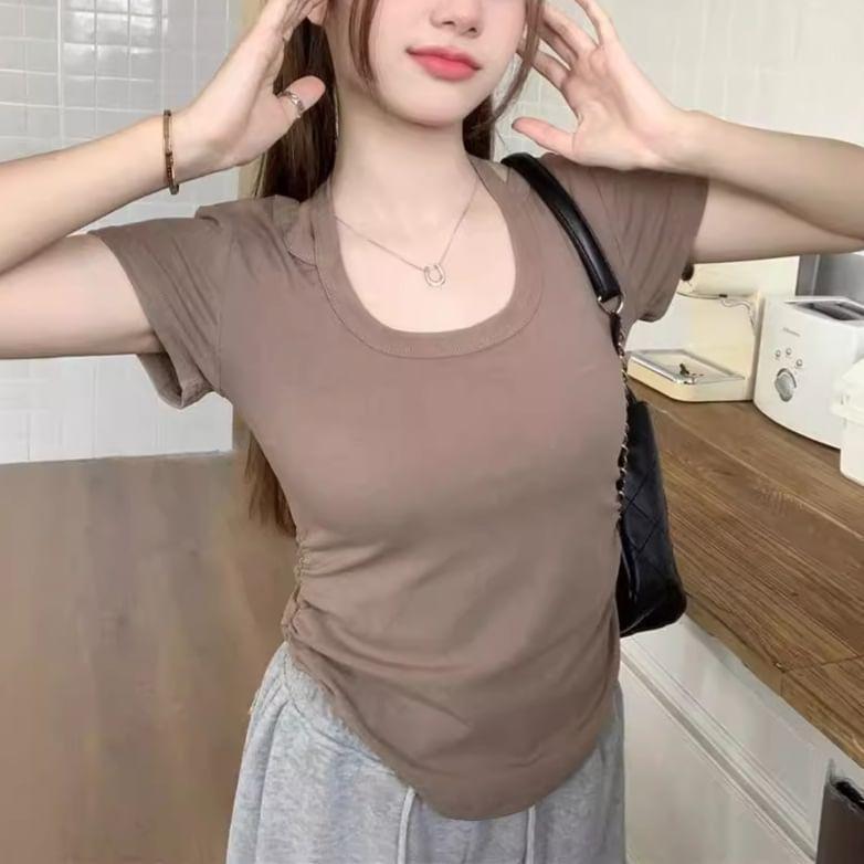 Short Sleeve Halter-Neck Plain Slim-Fit Crop Top Product Image