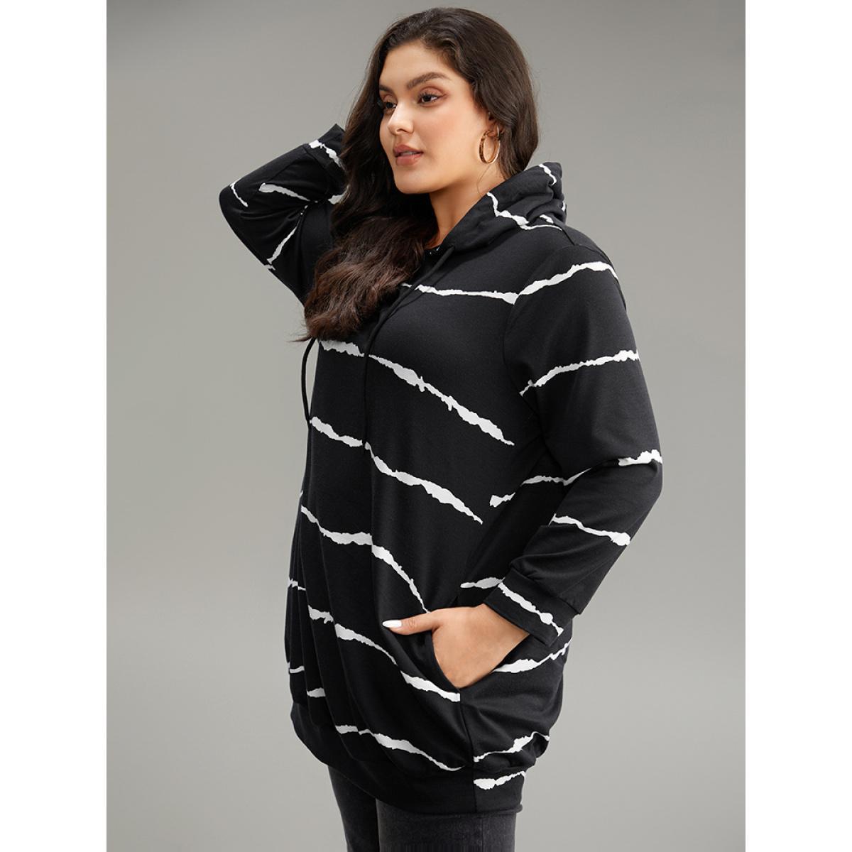 Plus Size Striped Pocket Hooded Drawstring Sweatshirt Women Black Casual Printed Hooded Dailywear Sweatshirts BloomChic 18-20/2X Product Image