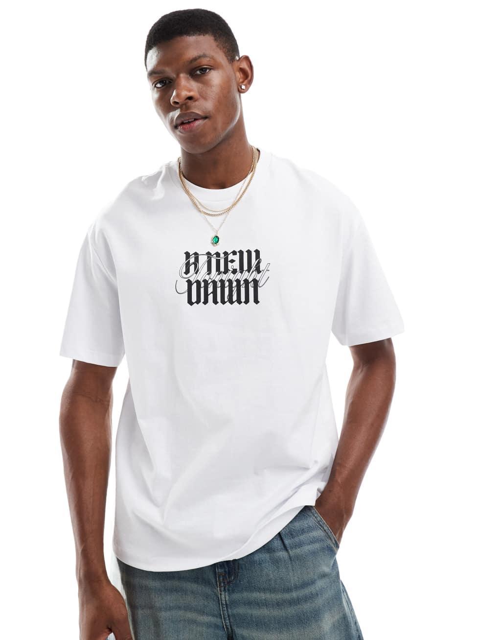 Bershka back graphic t-shirt in white Product Image