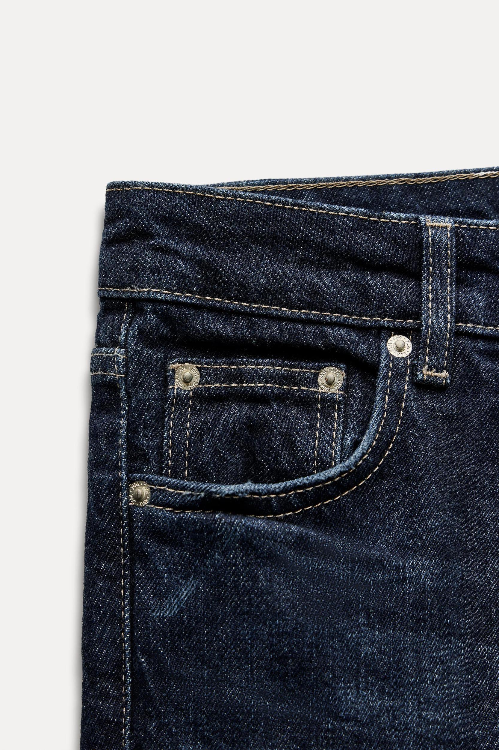 FLARED MID WAIST SLIM CROP JEANS Product Image