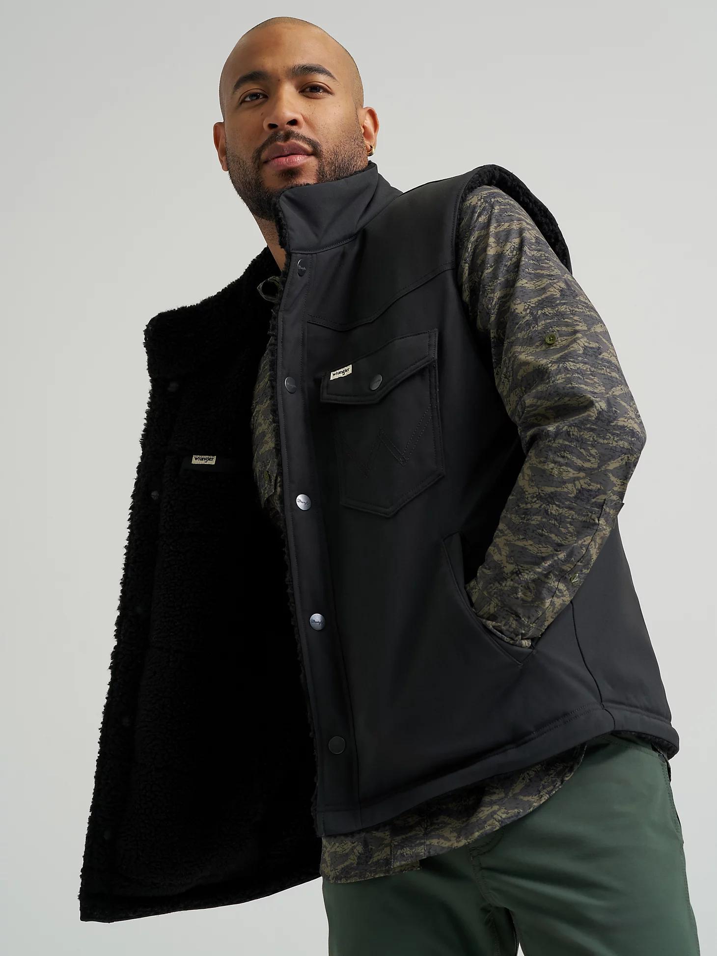 Wrangler All Terrain Gear Men's Tech Range Reversible Vest | Men's JACKETS & OUTERWEAR | Wrangler® Product Image