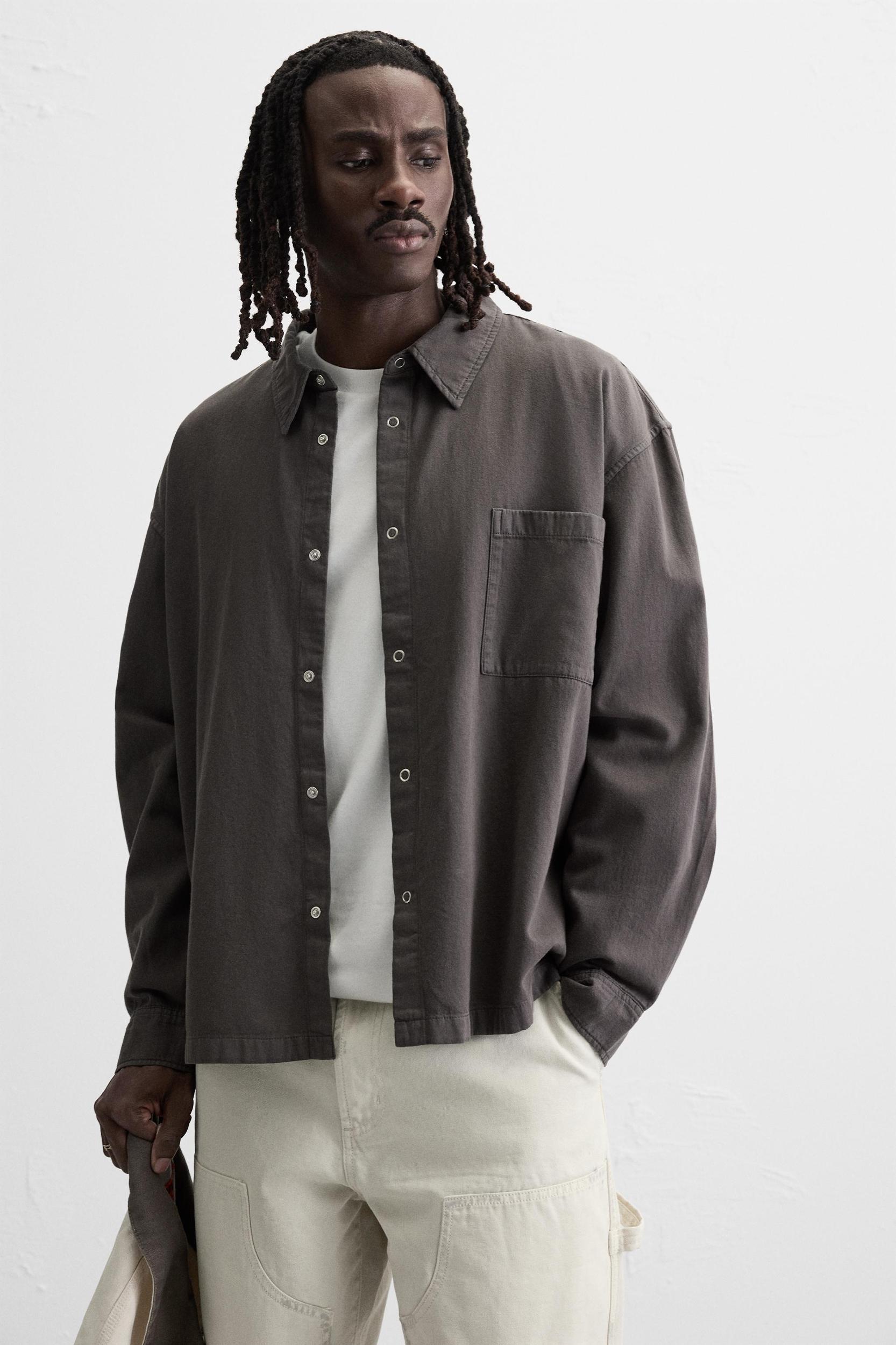 LIGHTWEIGHT DENIM SHIRT Product Image