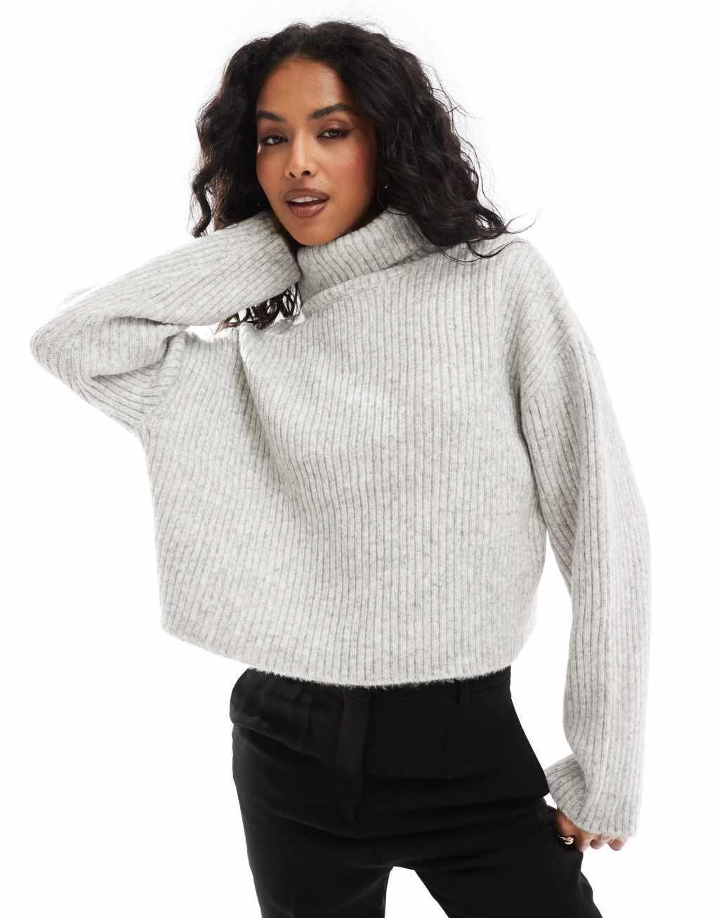 ONLY roll neck sweater in light gray melange Product Image