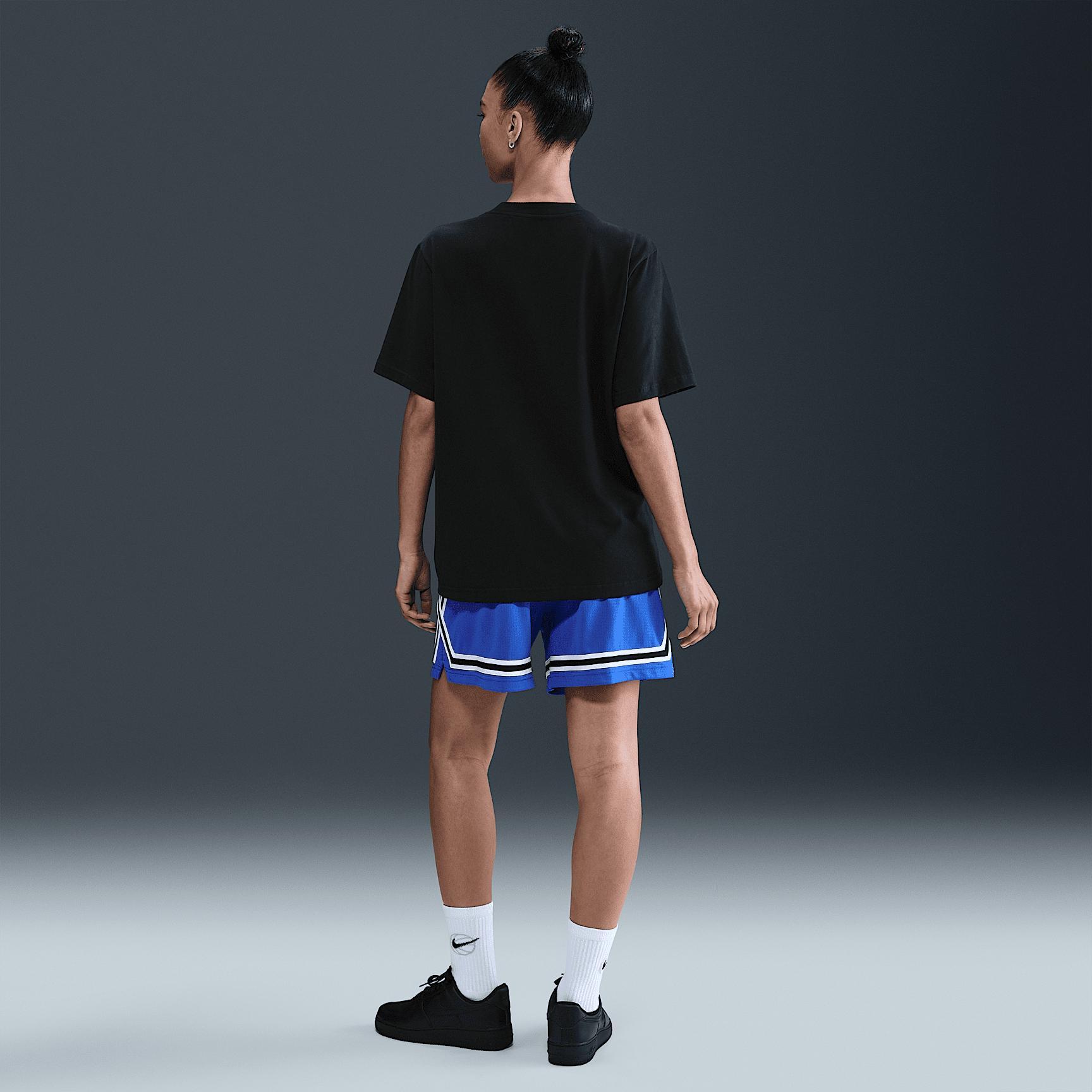 Nike Essential Women's T-Shirt Product Image