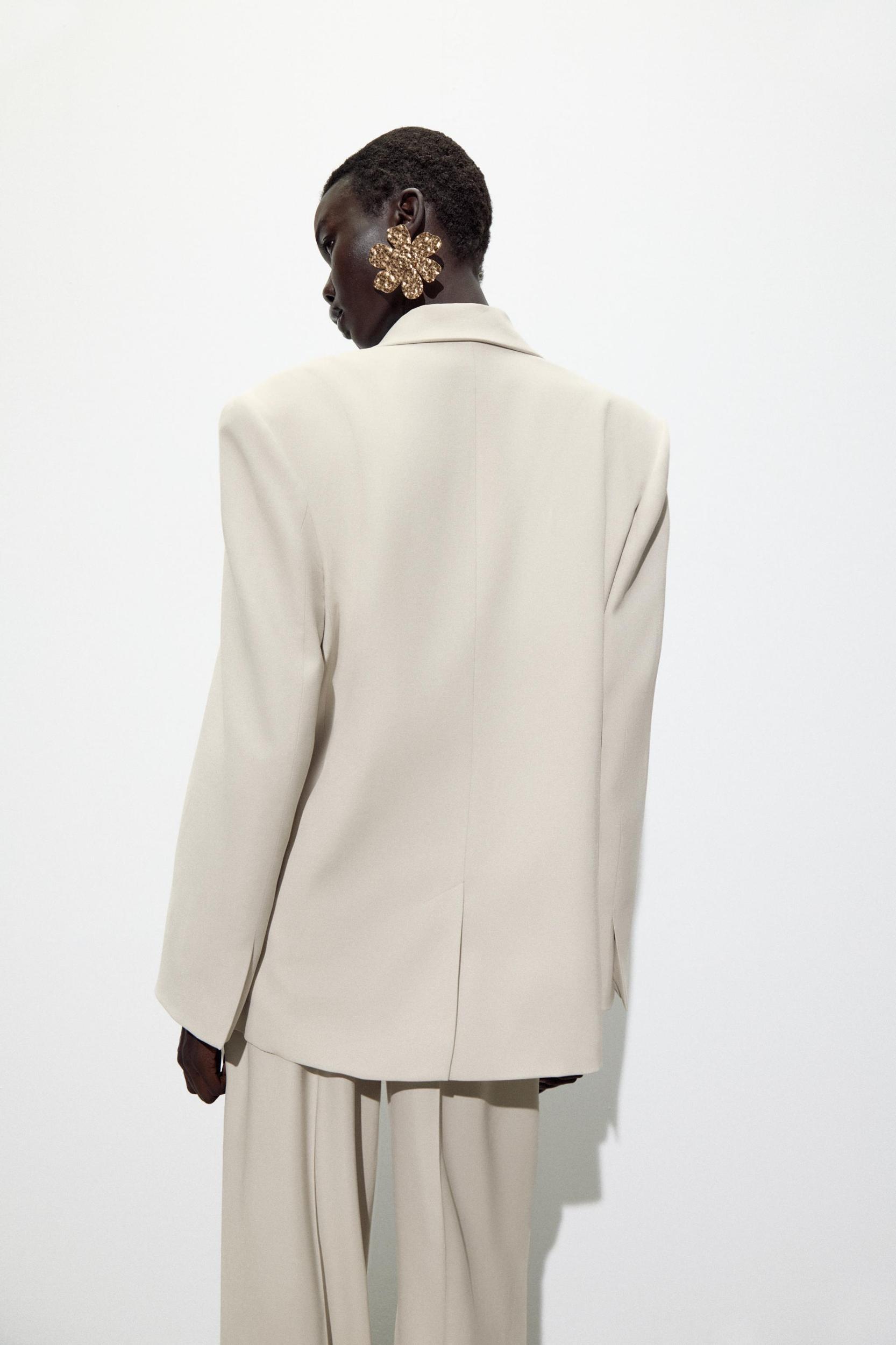 OVERSIZED BLAZER WITH SHOULDER PADS Product Image