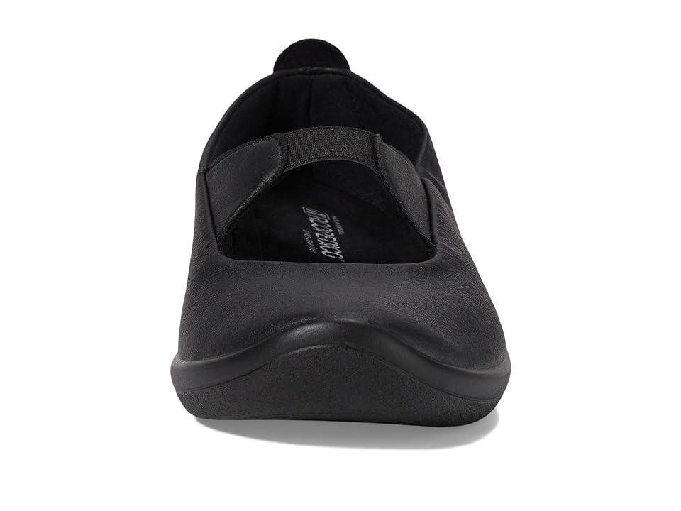 Arcopedico Itatiaia Women's Shoes Product Image