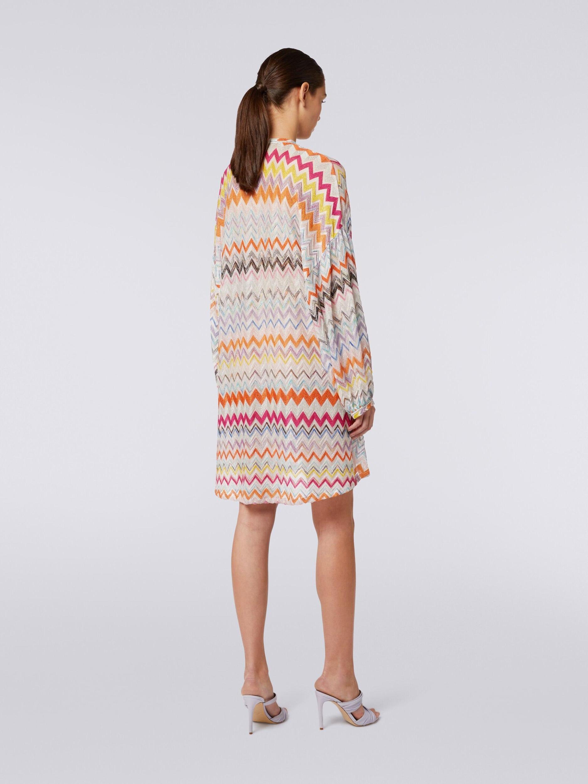 Short cover-up kaftan with zigzag pattern and lurex Product Image