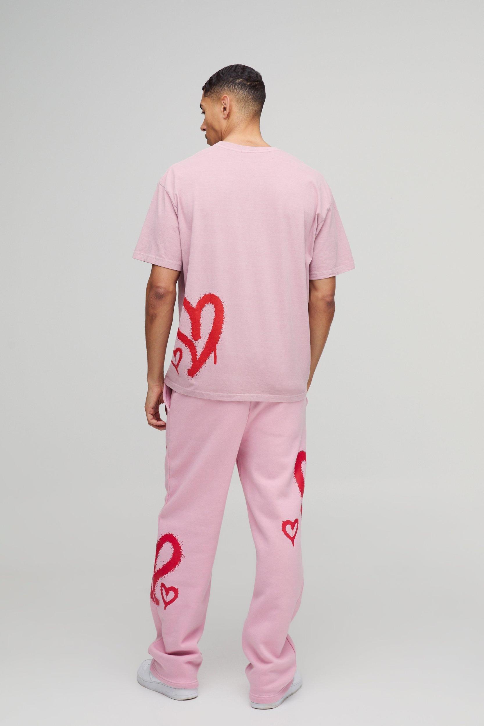 Oversized Washed Graffiti Heart Graphic T-Shirt | boohooMAN USA Product Image
