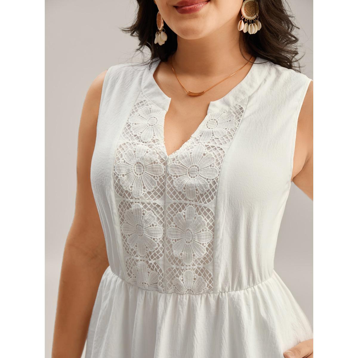 Plus Size Floral Textured Solid Tiered Hem Midi Dress Originalwhite Women Flat collar with V-notch Sleeveless Curvy BloomChic 30/6X Product Image