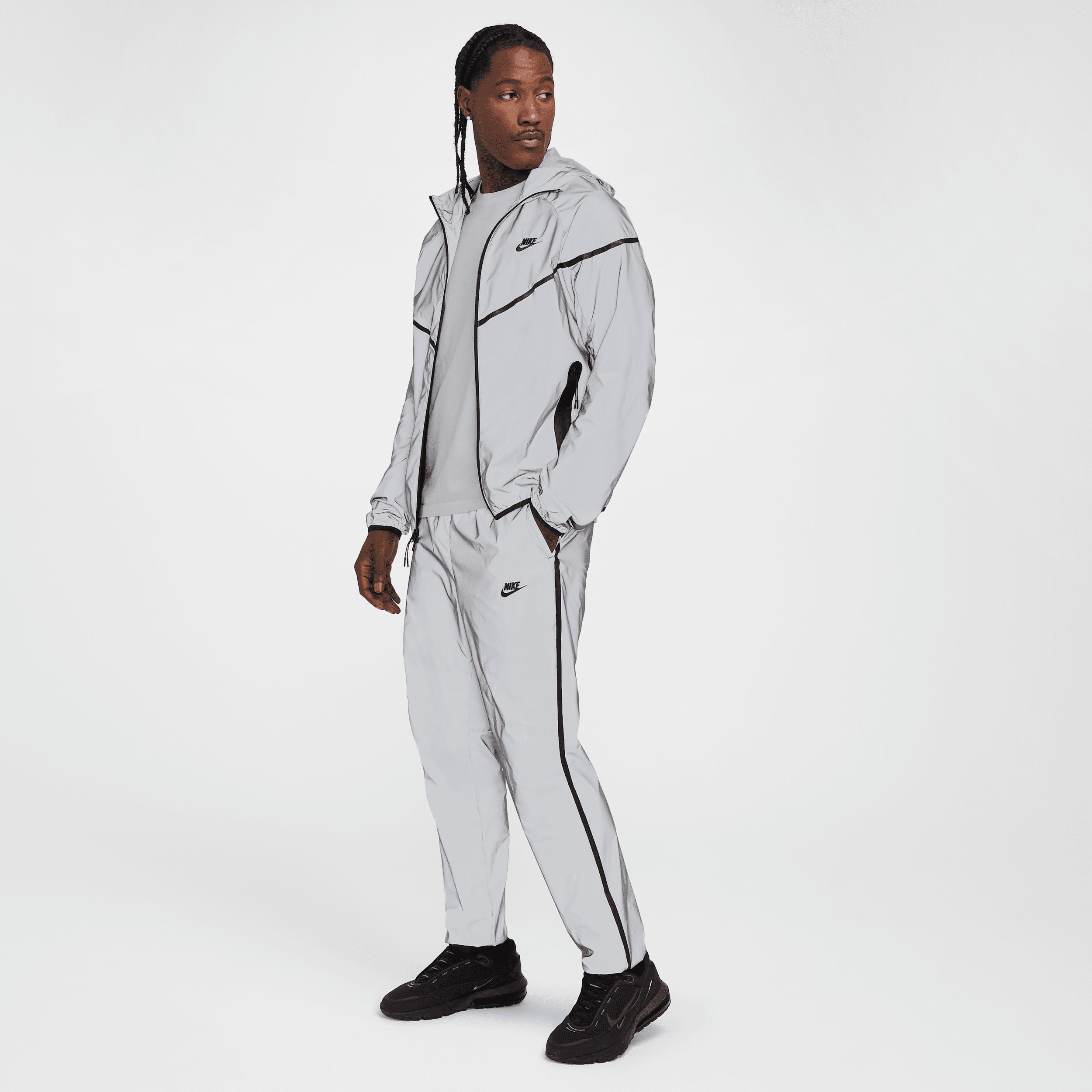 Nike Men's Tech Woven Flash Pants Product Image