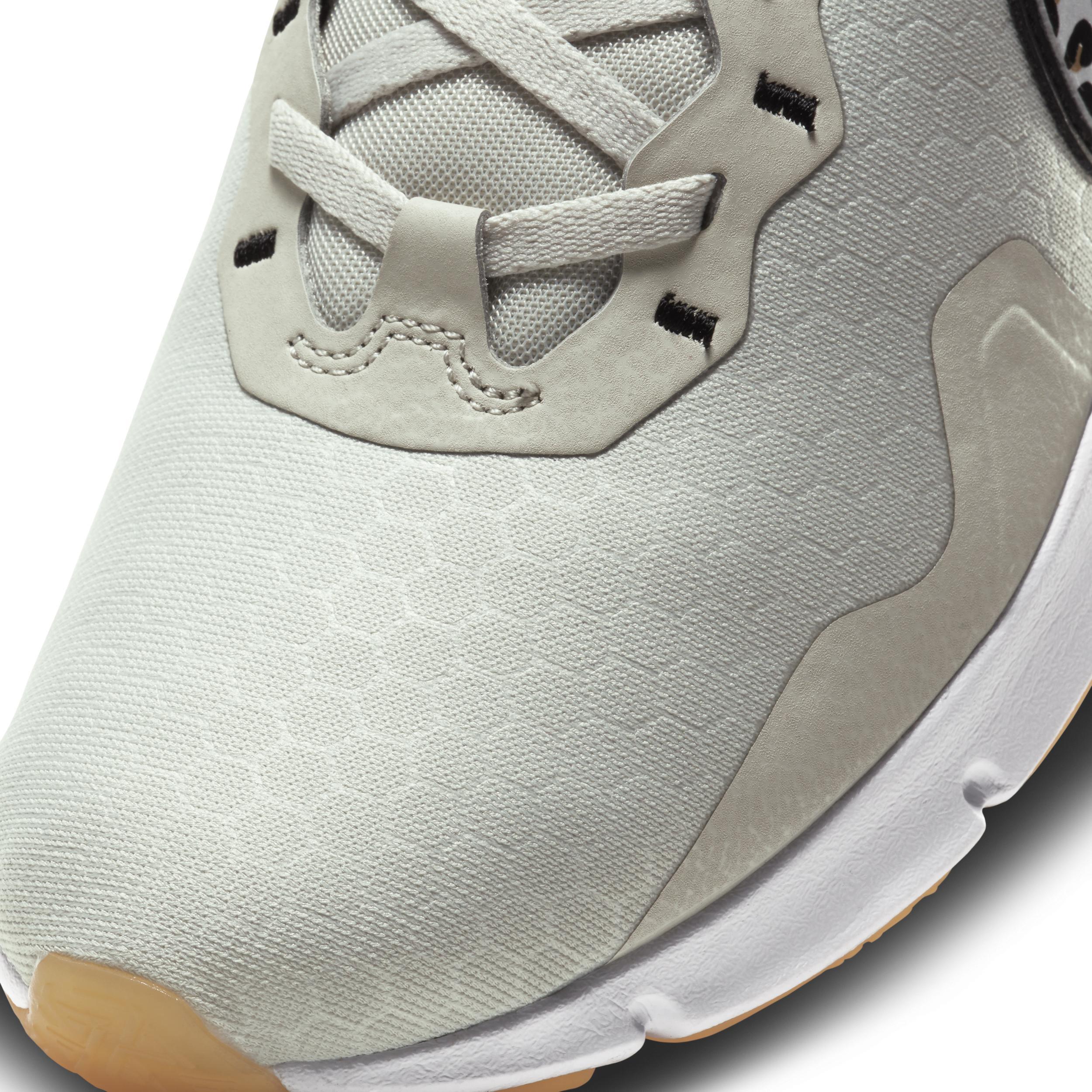 Nike Legend Essential 2 Premium Women's Training Shoes Product Image