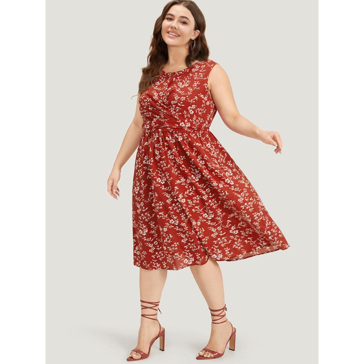 Plus Size Ditsy Floral Crossover Crew Neck Pocket Sleeveless Dress Red Women Elegant Printed Round Neck Sleeveless Curvy Midi Dress BloomChic 12/L Product Image