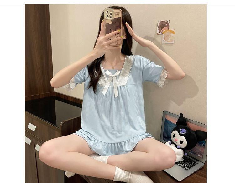 Lace Trim Pajama Set Product Image