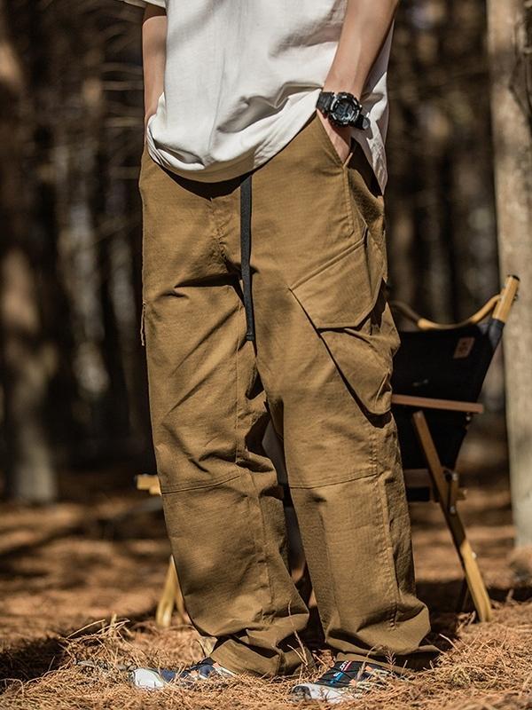 Men's Slanted Pocket Buckle Detail Cargo Pants Product Image