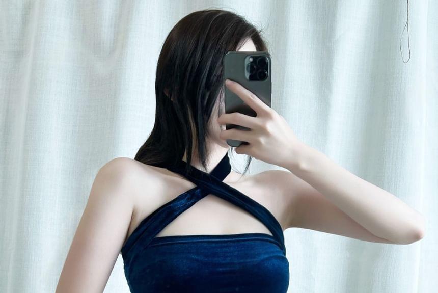 Two-Way Velvet Bow Slim-Fit Mini Dress Product Image