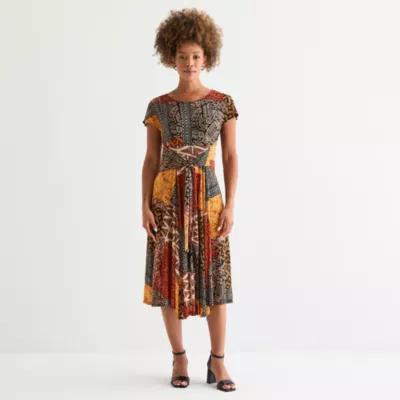 Robbie Bee Womens Short Sleeve Patchwork Midi Fit + Flare Dress Product Image