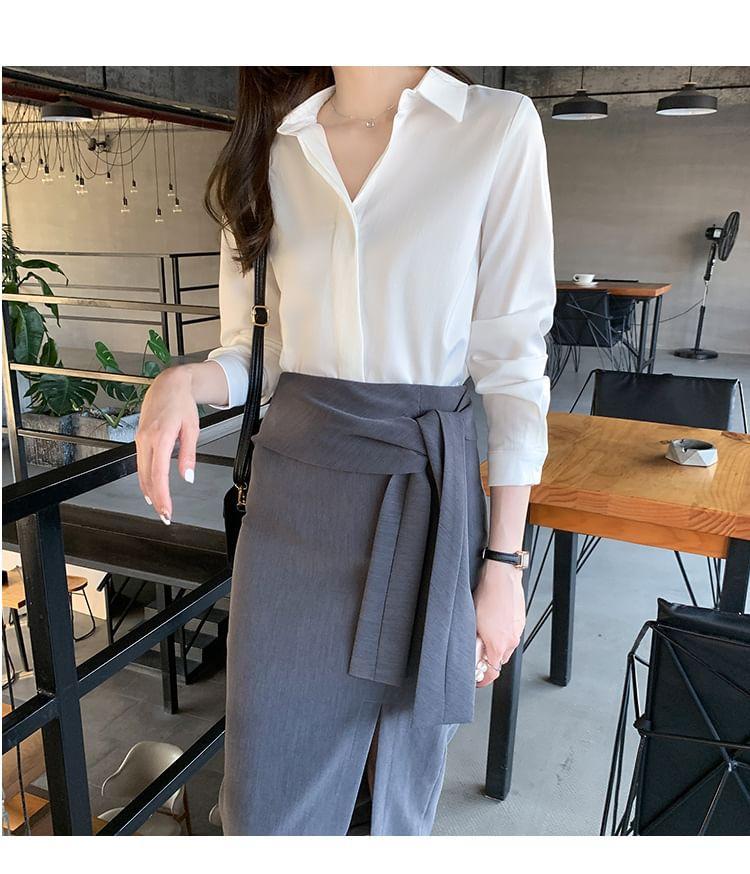 Long-Sleeve Plain Shirt Product Image