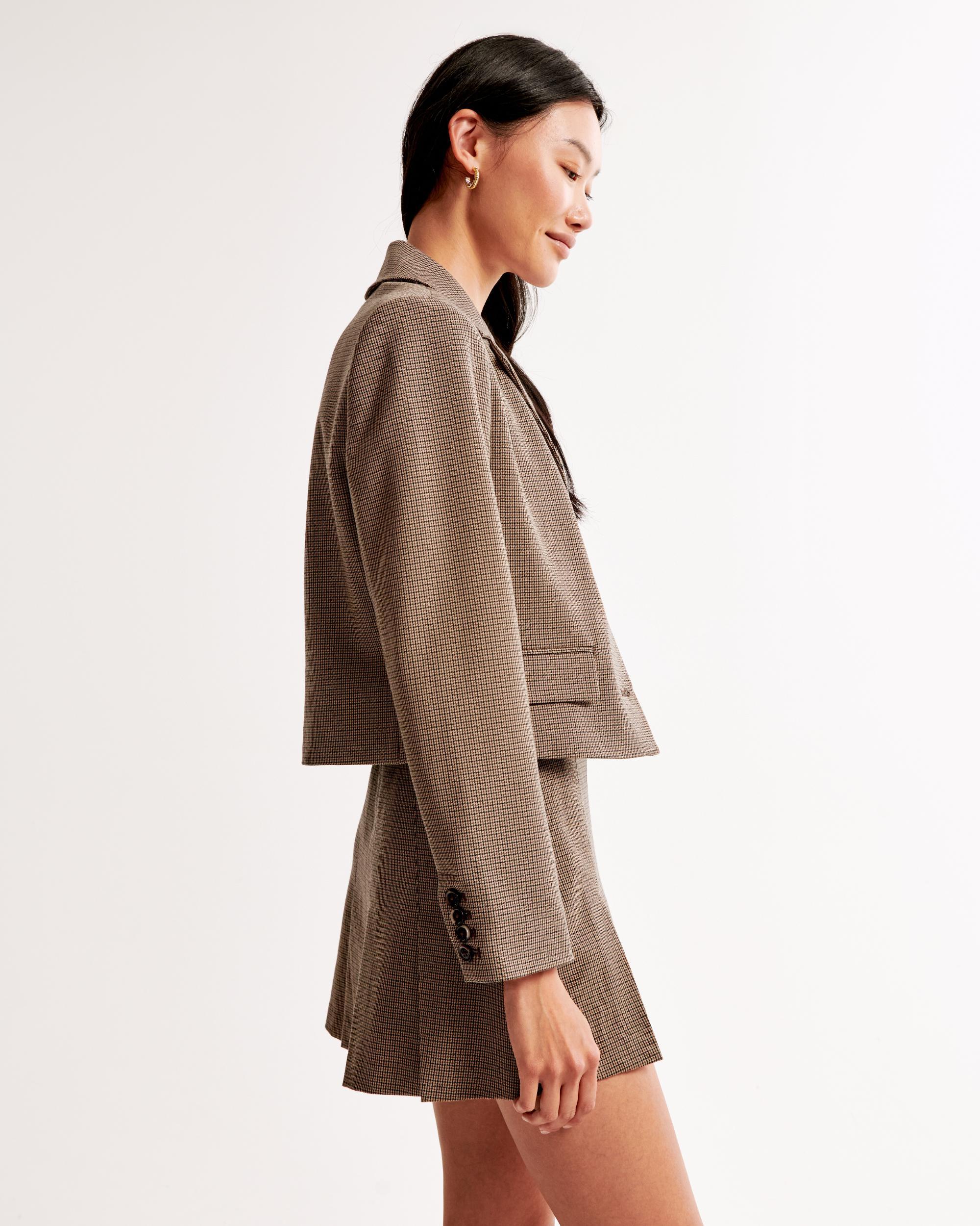 Short Menswear Blazer Product Image